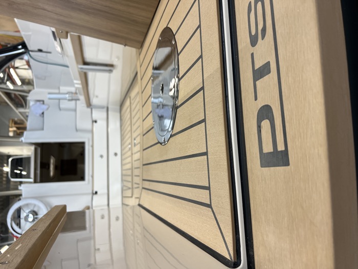 Esthec uygulaması — proje görseli 04